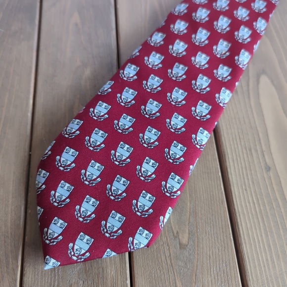 Vineyard Vines Red Pomfret School Crest Tie - Picture 2 of 7